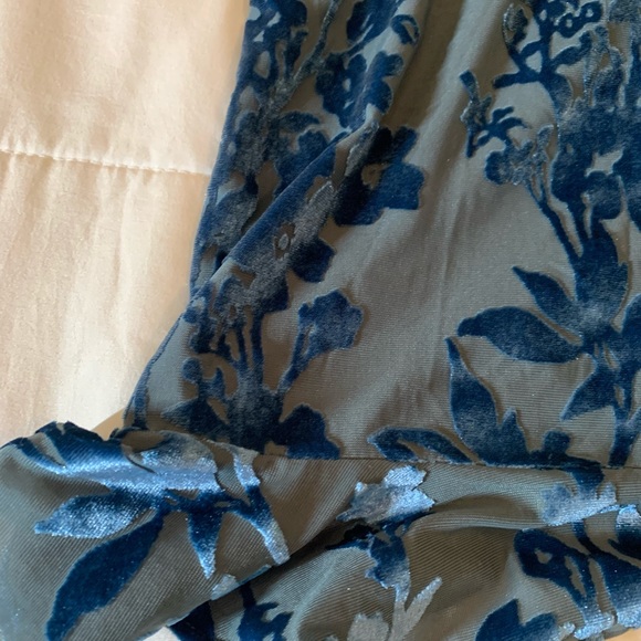 lucy in the sky blue dress - Picture 6 of 6